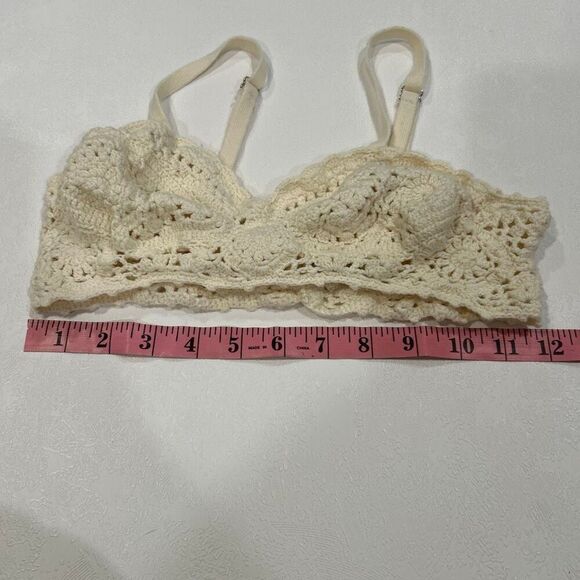 Free People Ivory Crochet Bralette Top Boho Festival Size Small - Picture 3 of 5